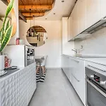 Navigli Flat Chiesa Rossa 4 Pax Wi-fi Διαμέρισμα *