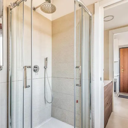 Navigli Flat Chiesa Rossa 4 Pax Wi-fi شقة *